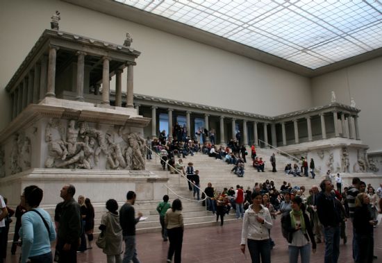 Pergamon Mzesi ( Berli )