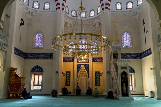 Hz Ali Cami 4