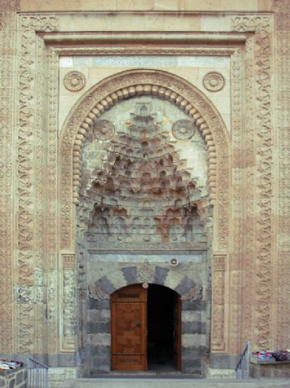 Eşrefoğlu Camii Giriş Portali