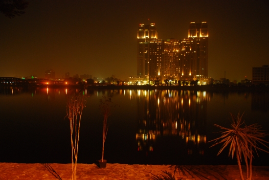 Gece Nil Nehri Kenarnda