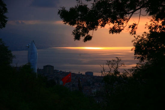 Boztepeden Trabzon’a Dair