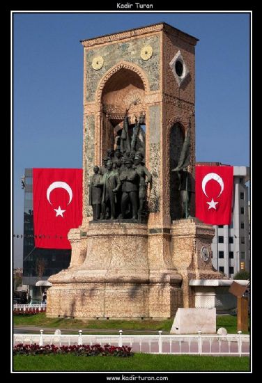 ”yaasn Hurriyet-i Cumhuriyet.. !”