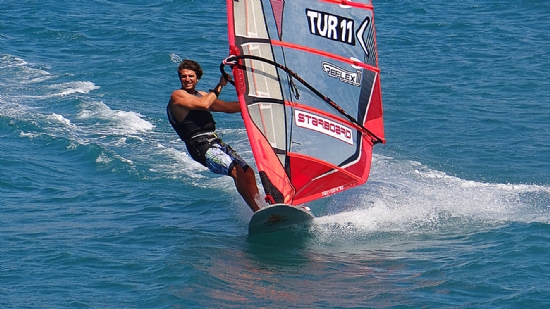 Windsurf 4