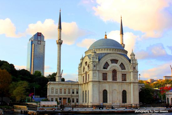 Dolmabahe Camii