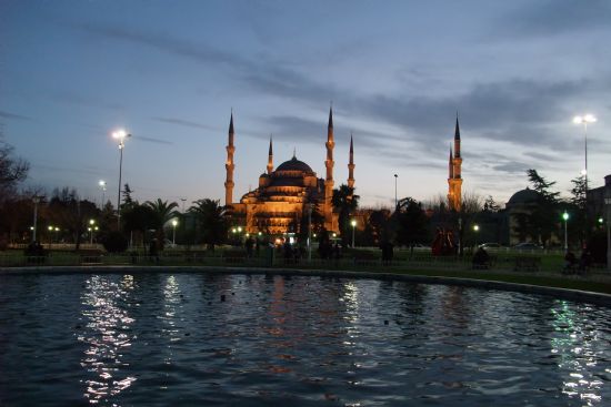 Sultanahmette Bir Akam