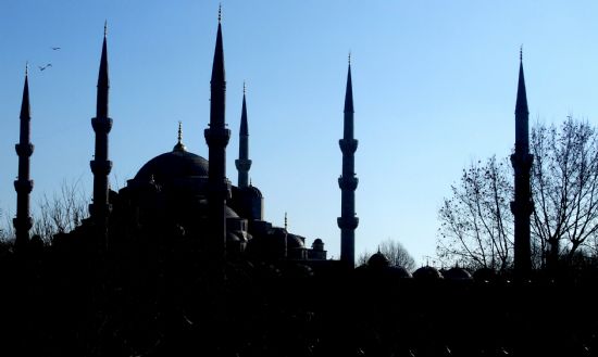 Sultanahmet Ve Minarelerin Yar