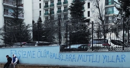 Mutlu Yıllar