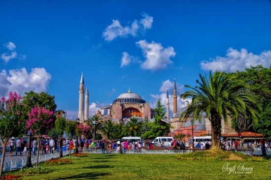 Ayasofya Camii...