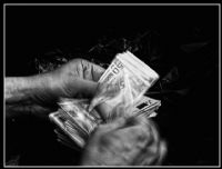Money - Fotoraf: S.    Athan Karadumanli fotoraflar fotoraf galerisi. 